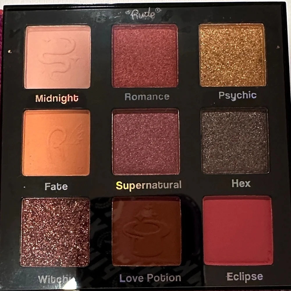 RUDE enchanting eyeshadow